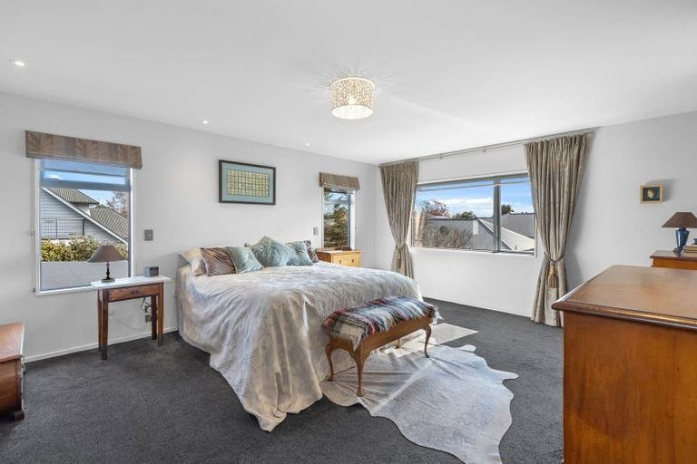 Photo of property in 11 Plynlimon Road, Fendalton, Christchurch, 8052