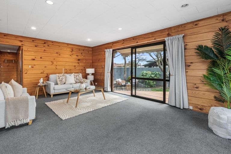 Photo of property in 2/68 Hei Hei Road, Hei Hei, Christchurch, 8042
