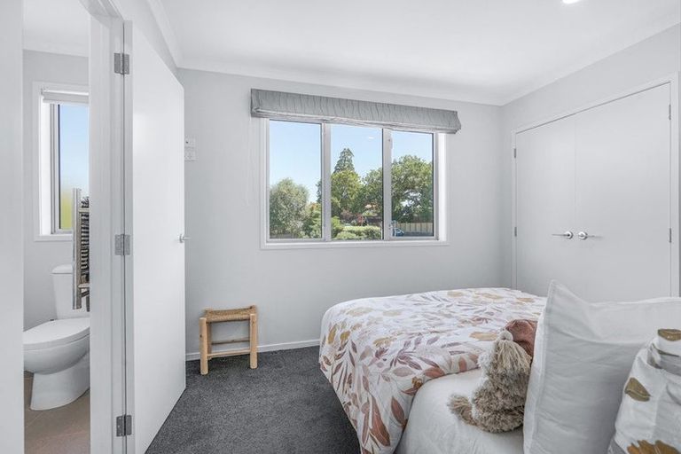 Photo of property in 3/1 Hibiscus Avenue, Hamilton Lake, Hamilton, 3204