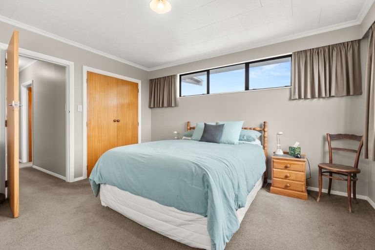 Photo of property in 17 Puriri Crescent, Lansdowne, Masterton, 5810