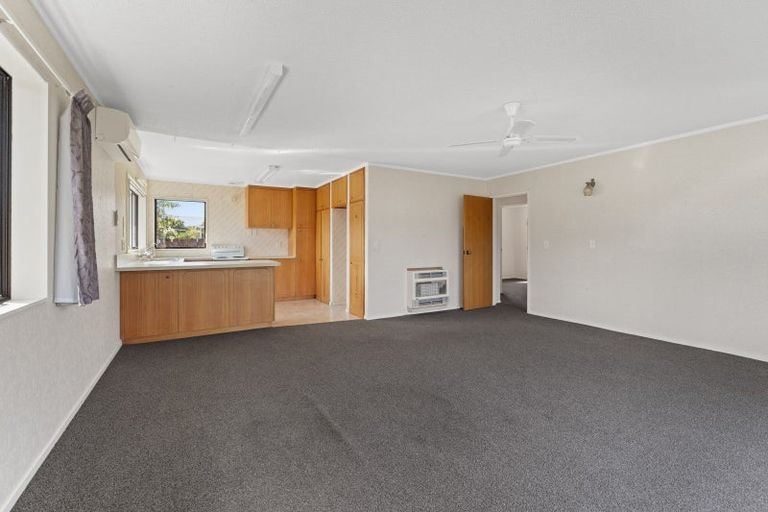 Photo of property in 1/36 Te Rauparaha Street, Otaki, 5512