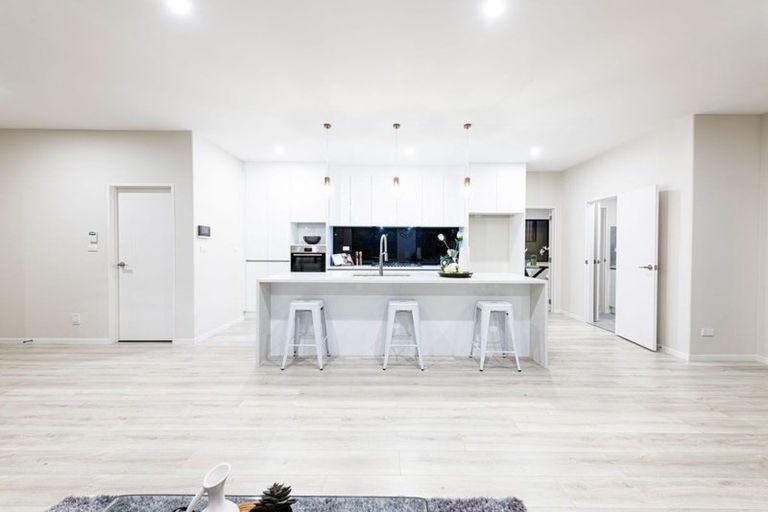Photo of property in 53 Donegal Drive, Flat Bush, Auckland, 2019