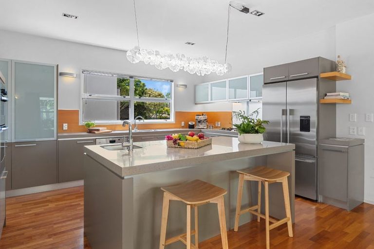 Photo of property in 33 Oak Manor Drive, Albany, Auckland, 0632