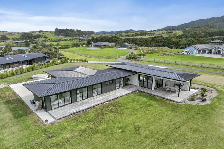 Photo of property in 25 Woodleigh Lane, Mangawhai, 0573