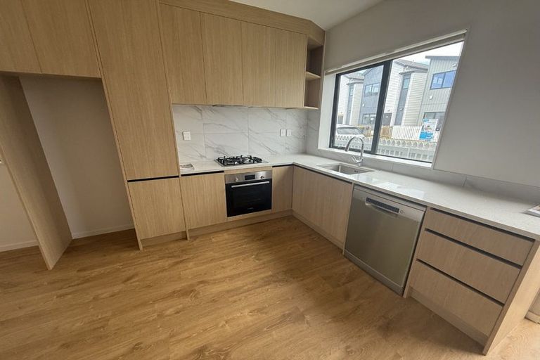 Photo of property in 20 Tukauri Place, Papakura, 2110