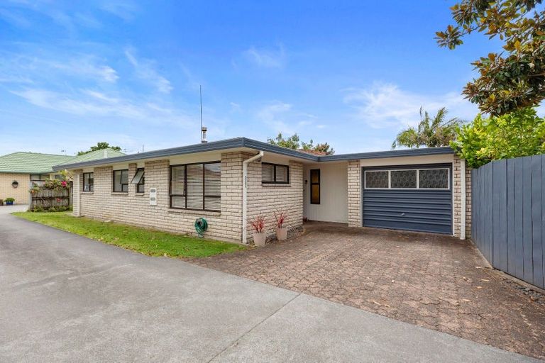Photo of property in 529a Devonport Road, Tauranga South, Tauranga, 3112