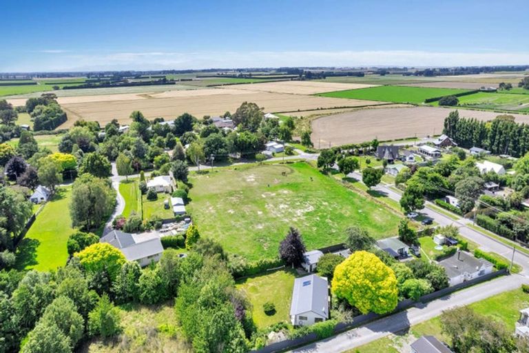 Photo of property in 15 Brook Street, Southbridge, 7602