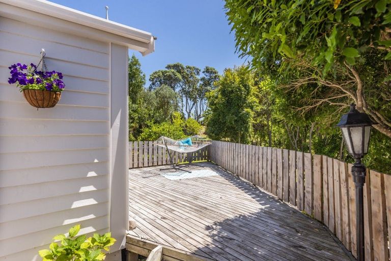 Photo of property in 12 Arawa Street, Raumati Beach, Paraparaumu, 5032