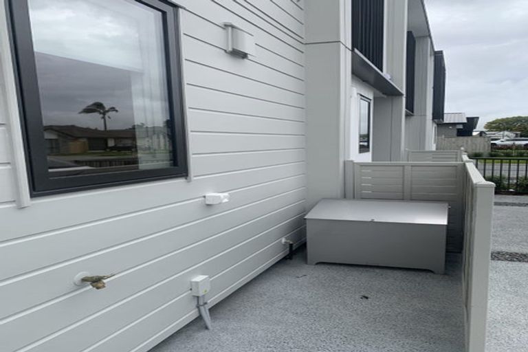 Photo of property in 87 Waituarua Drive, Takanini, Auckland, 2112