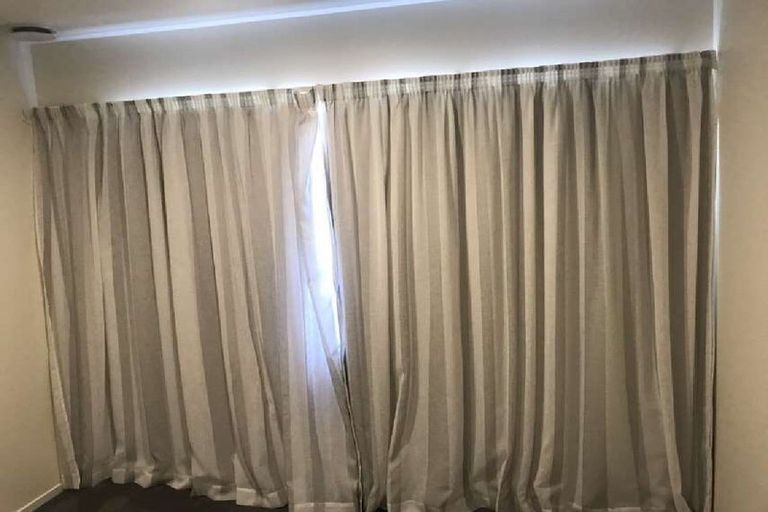 Photo of property in 2 Veneta Close, Flat Bush, Auckland, 2019