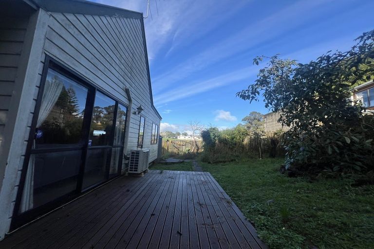 Photo of property in 30 Wells Road, Bucklands Beach, Auckland, 2012