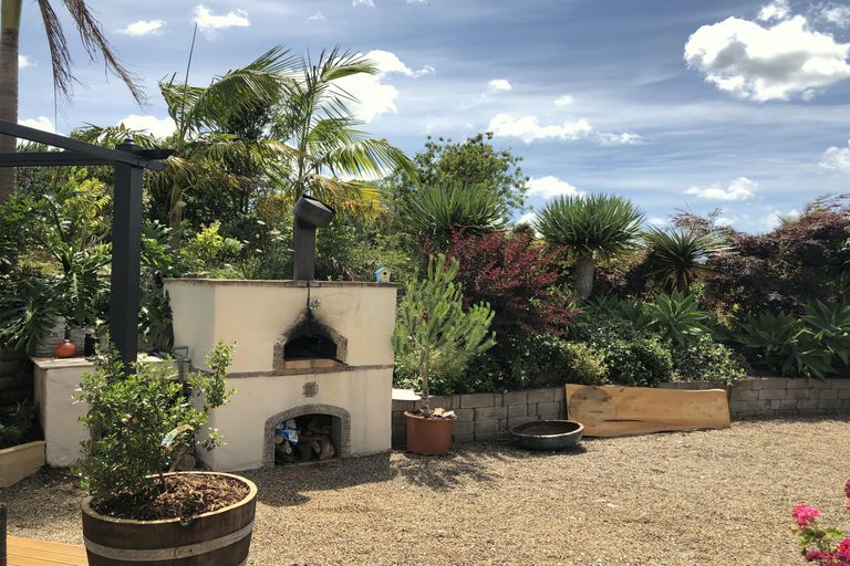 Photo of property in 37 Kingfisher Drive, Kerikeri, 0294