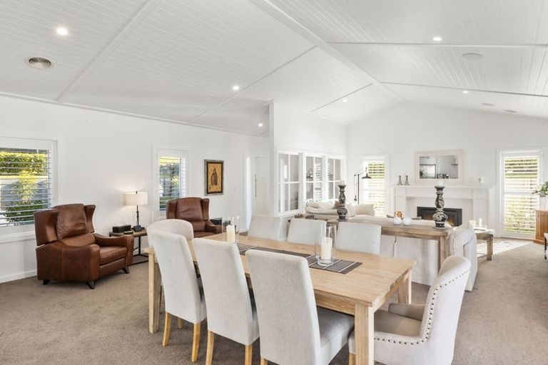 Photo of property in 2/21 Highland Drive, Acacia Bay, Taupo, 3385