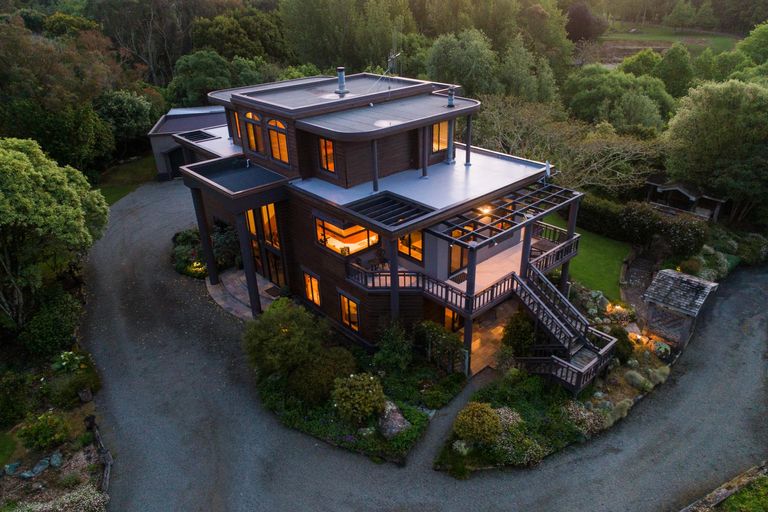 Photo of property in 169 Moonshine Valley Road, Aokautere, Palmerston North, 4471