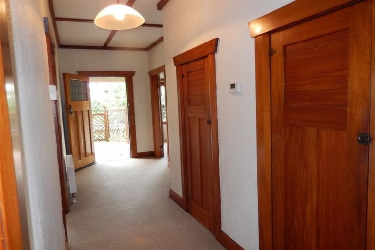 Photo of property in 107 Belt Road, New Plymouth, 4310