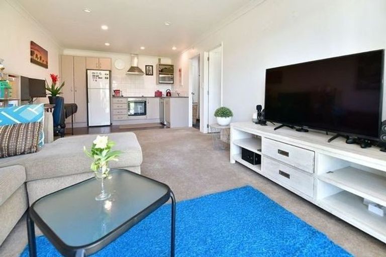 Photo of property in Santa Rosa, 48/340 Gulf Harbour Drive, Gulf Harbour, Whangaparaoa, 0930