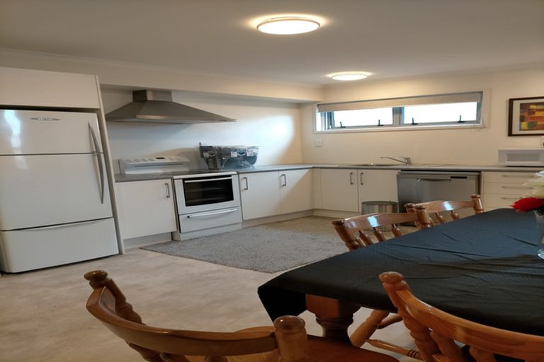 Photo of property in 52 Royal Terrace, Alexandra, 9320