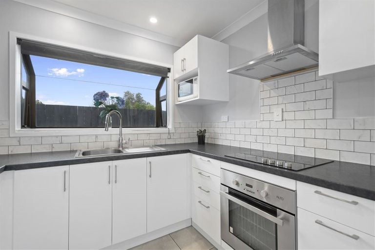 Photo of property in 33b Doncaster Drive, Papamoa Beach, Papamoa, 3118