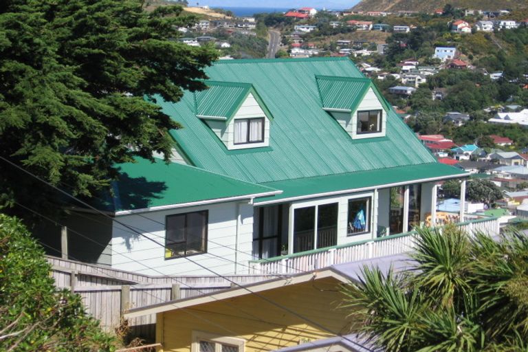 Photo of property in 18 Hudson Street, Island Bay, Wellington, 6023