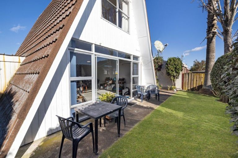 Photo of property in 2/215 Fifteenth Avenue, Tauranga South, Tauranga, 3112