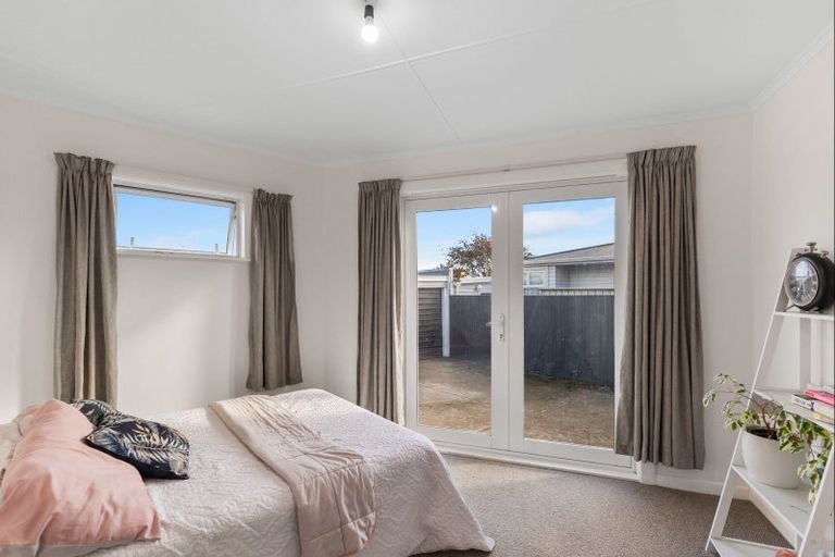 Photo of property in 11 Duke Street, Levin, 5510