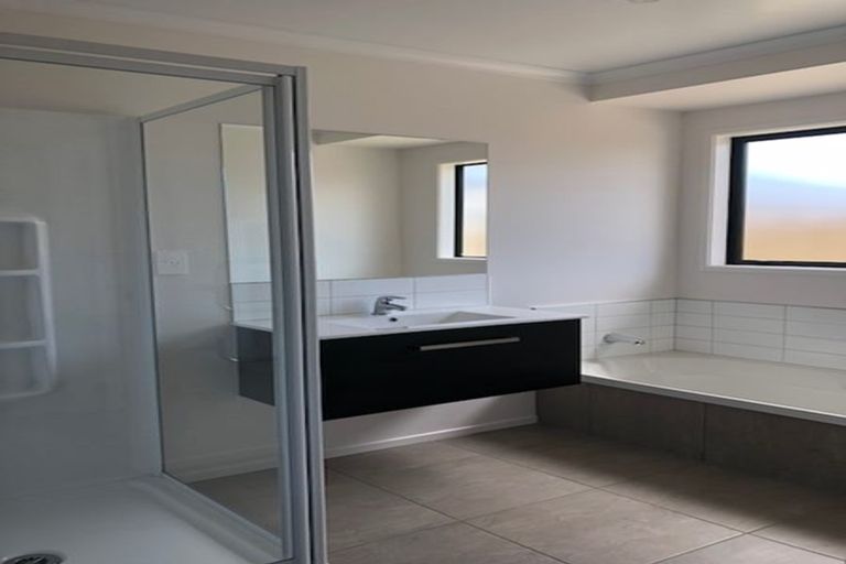 Photo of property in 3 Kuru Place, Papamoa, 3118