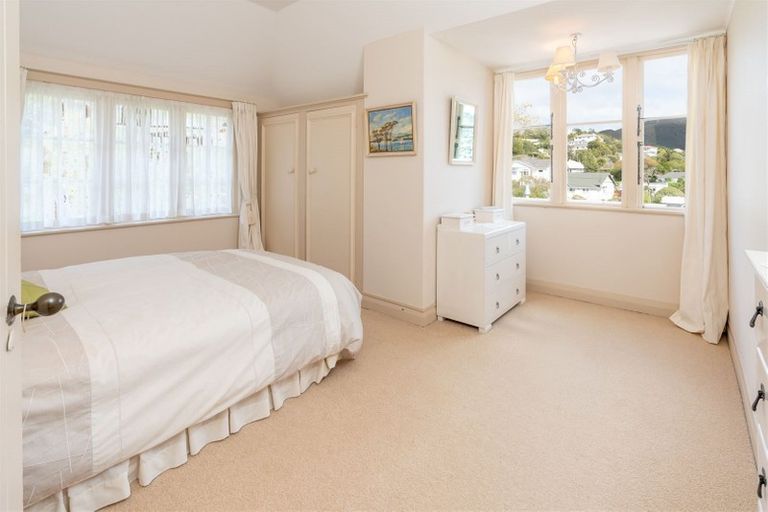 Photo of property in 331 Karori Road, Karori, Wellington, 6012