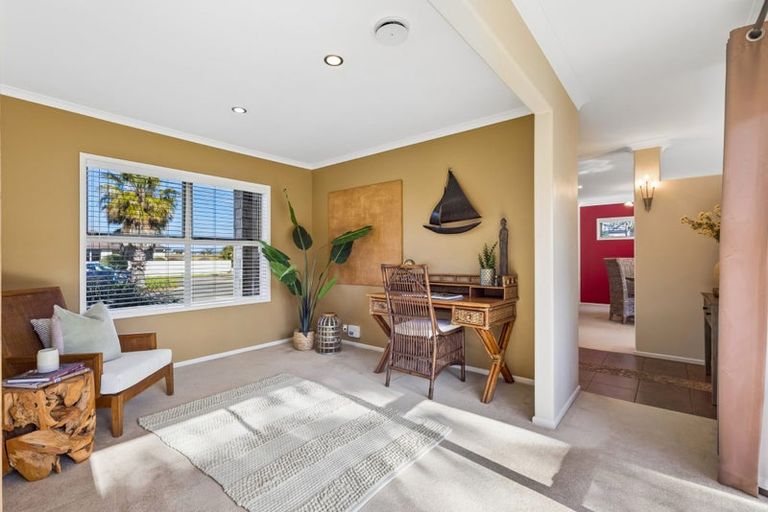 Photo of property in 8 Santa Maria Key, Papamoa Beach, Papamoa, 3118