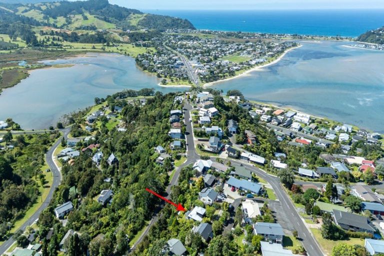 Photo of property in 5 Hillside Lane, Tairua, 3508