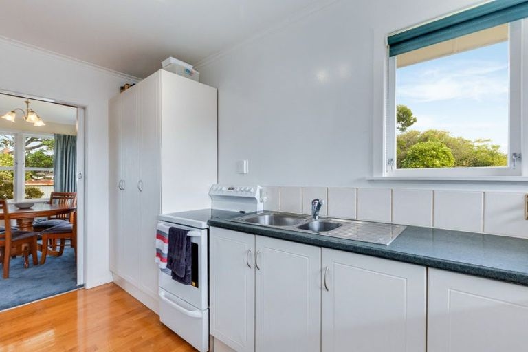 Photo of property in 3/12 Tomlinson Street, Hillpark, Auckland, 2102