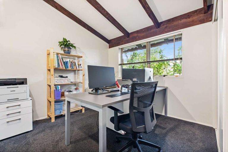 Photo of property in 1/80a Woodglen Road, Glen Eden, Auckland, 0602