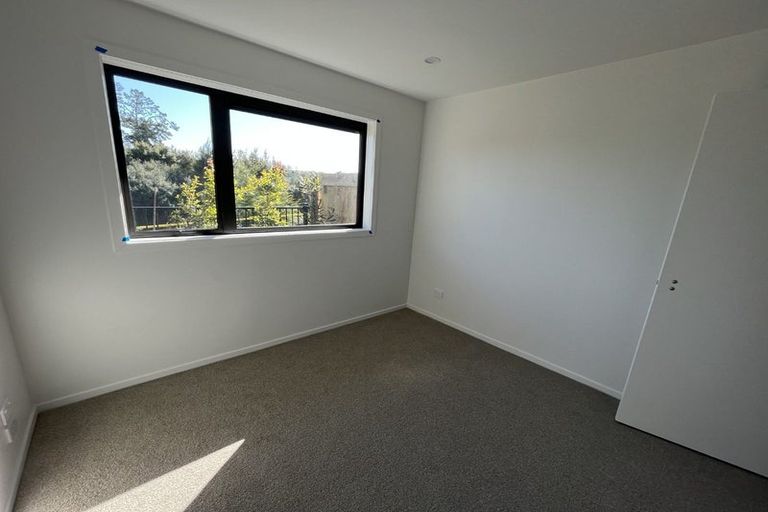 Photo of property in 10/28 Westgate Drive, Westgate, Auckland, 0614