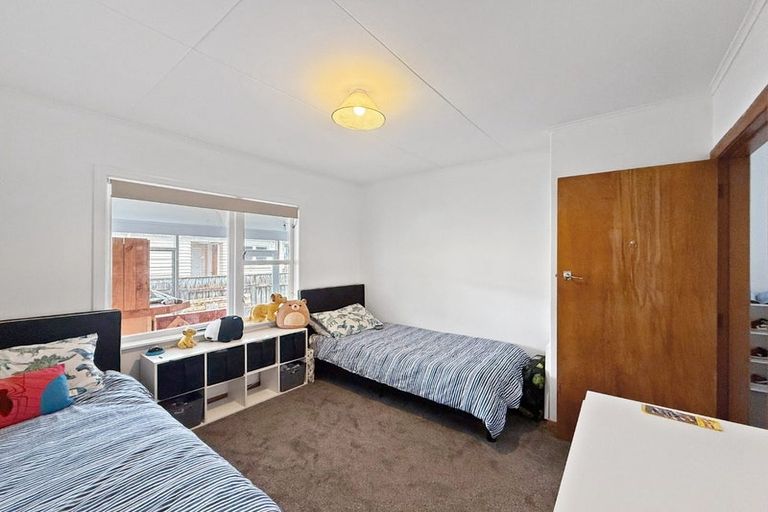 Photo of property in 32 Norfolk Street, Wainuiomata, Lower Hutt, 5014