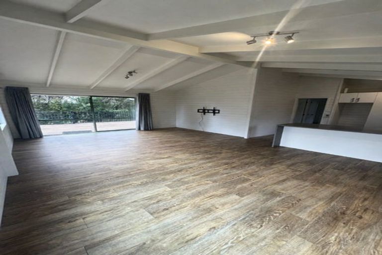 Photo of property in 204 Green Road, Dairy Flat, 0792