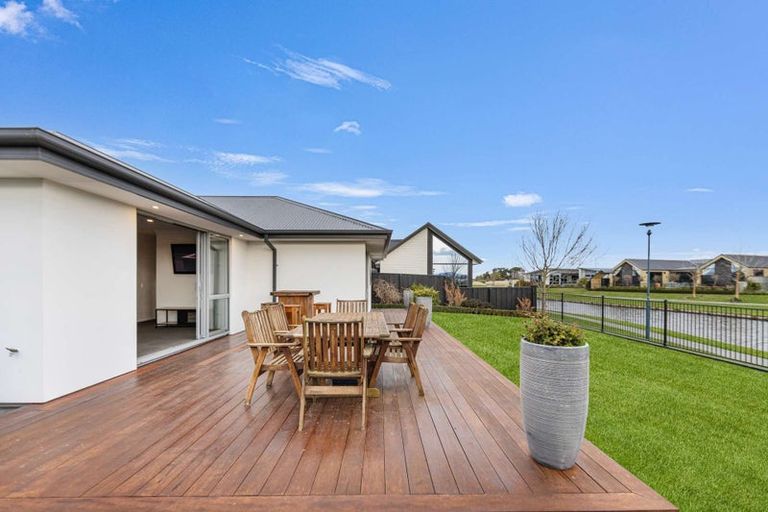 Photo of property in 62 Tiritiri Moana Drive, Pegasus, 7612