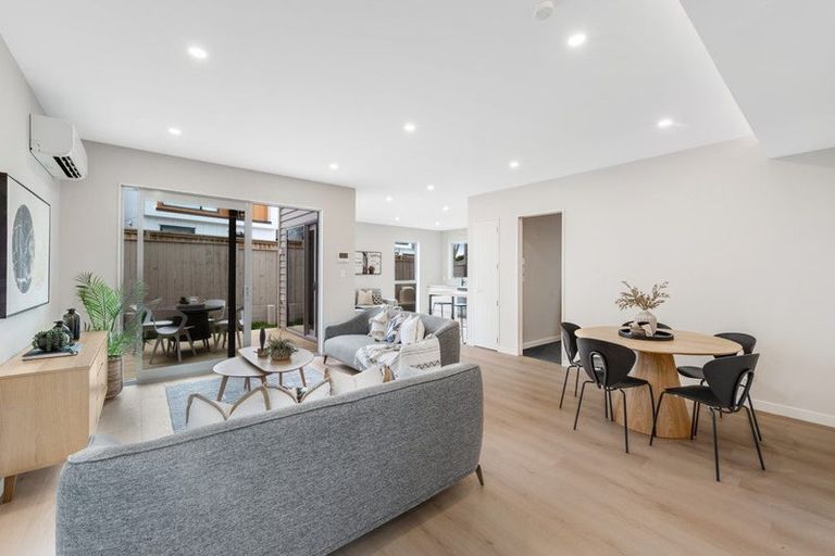 Photo of property in 13b Liam Place, Half Moon Bay, Auckland, 2012