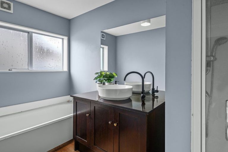 Photo of property in 2/14 Kawau Crescent, Bromley, Christchurch, 8062