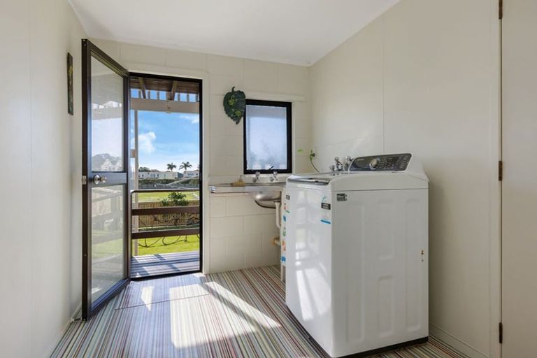 Photo of property in 187 State Highway 10, Coopers Beach, 0420