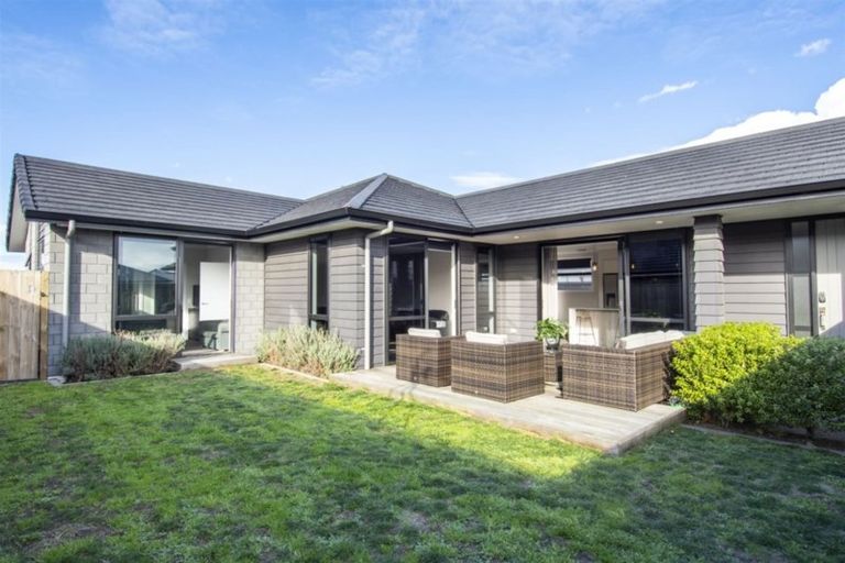 Photo of property in 12 Kuru Place, Papamoa, 3118