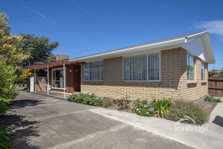 Photo of property in 3 Frensham Crescent, Woolston, Christchurch, 8062