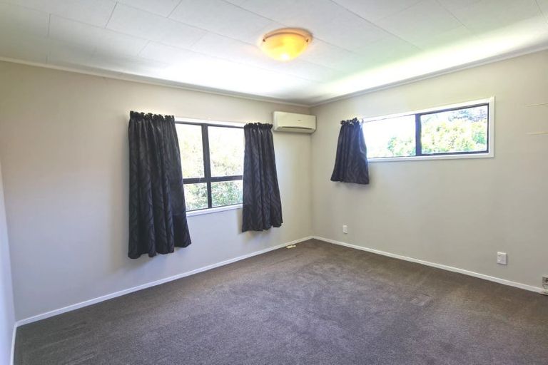 Photo of property in 94 Hutchinsons Road, Bucklands Beach, Auckland, 2014