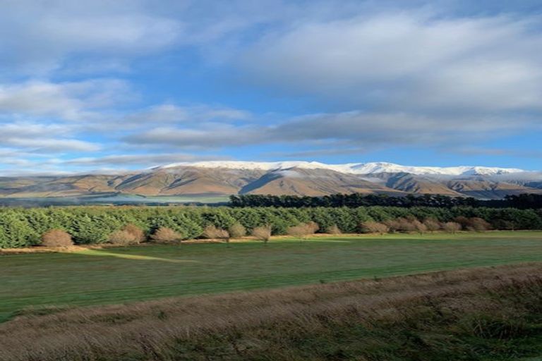 Photo of property in 623 Coleridge Road, Windwhistle, Hororata, 7572