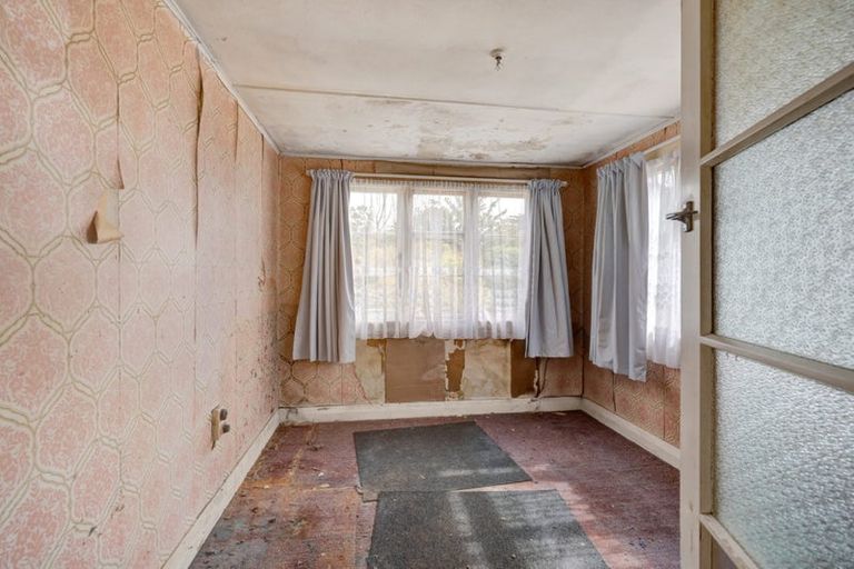 Photo of property in 86 Pioneer Road, Moturoa, New Plymouth, 4310