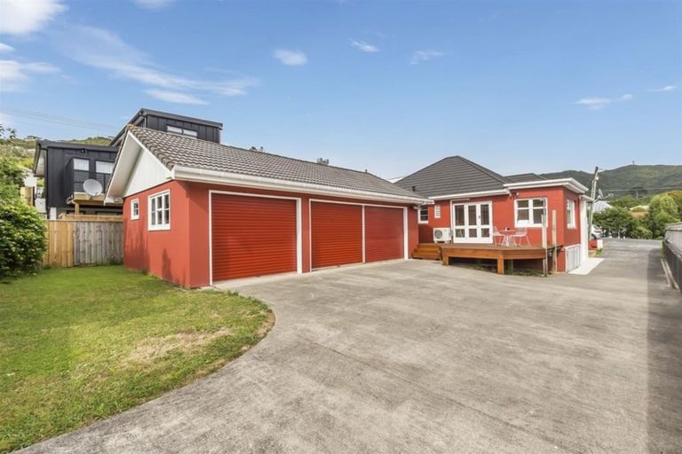 Photo of property in 2 Tringham Street, Karori, Wellington, 6012