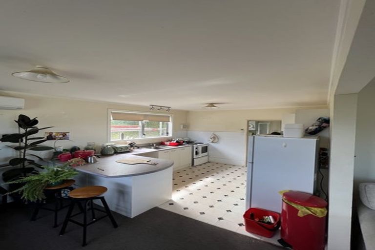 Photo of property in 2/130 Buckley Road, Southgate, Wellington, 6023