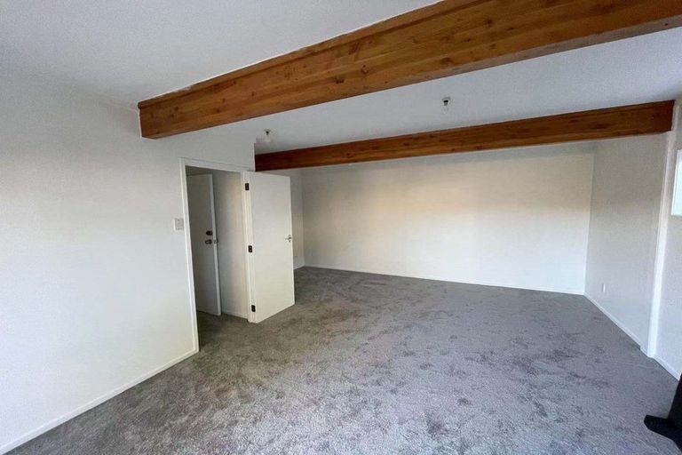 Photo of property in 102 Stapleford Crescent, Browns Bay, Auckland, 0630