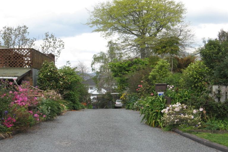 Photo of property in 42 Grand Vue Road, Kawaha Point, Rotorua, 3010