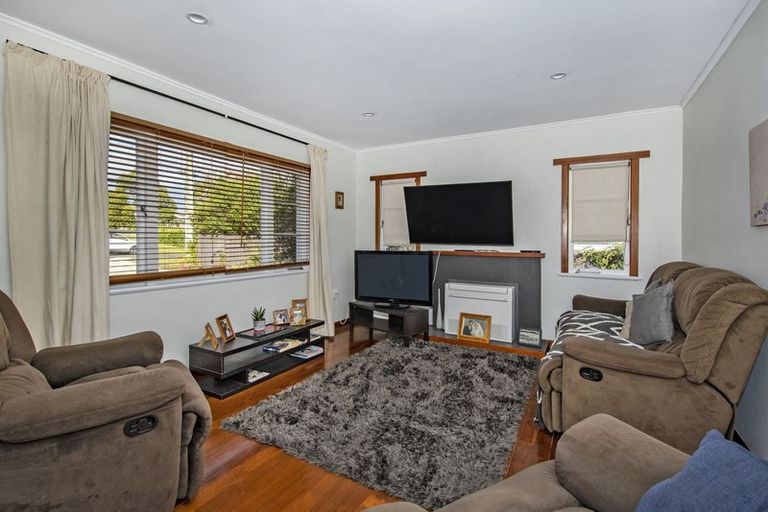 Photo of property in 9 Tainui Street, Onerahi, Whangarei, 0110