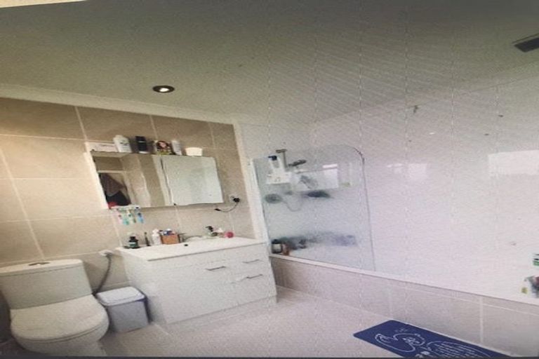 Photo of property in 1/163 Rongotai Road, Rongotai, Wellington, 6022