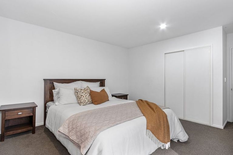 Photo of property in 137 Waimairi Road, Ilam, Christchurch, 8041